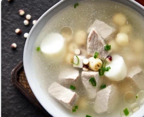 瘦肉四神汤(暖心汤品)美善品小美食谱的做法