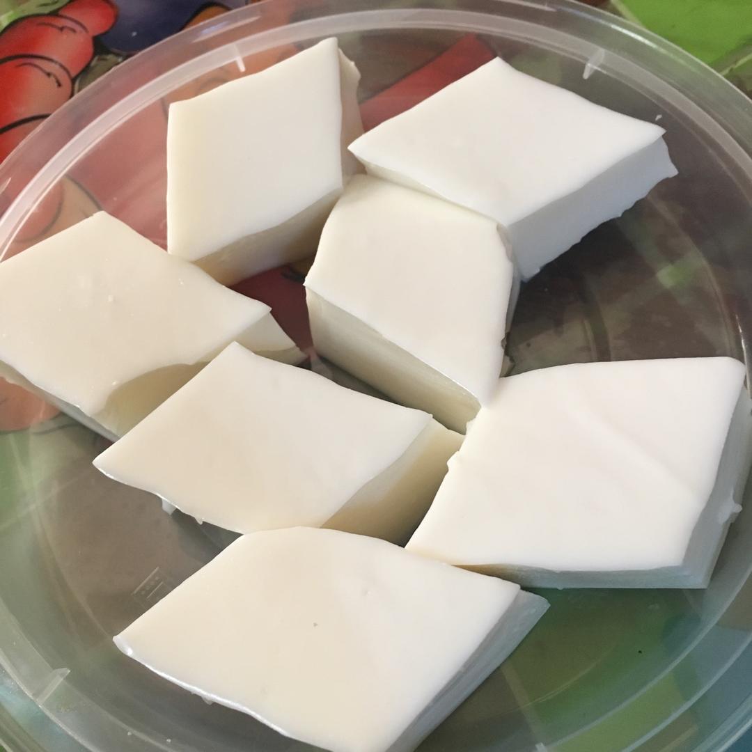 depr做的美白养颜椰汁糕