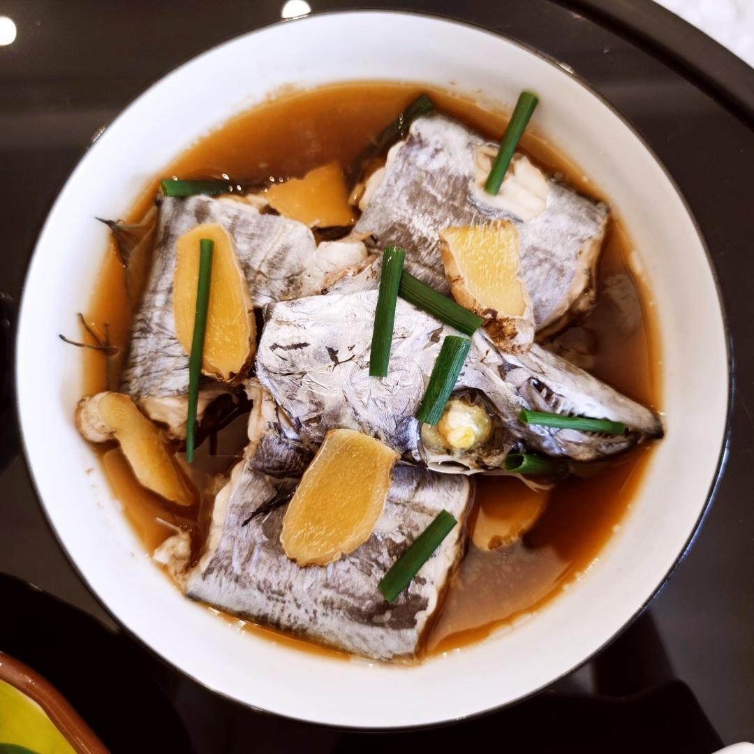 十分简单的清蒸带鱼