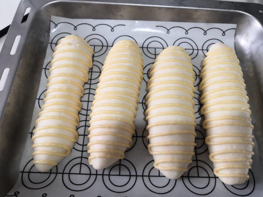 毛毛虫面包
