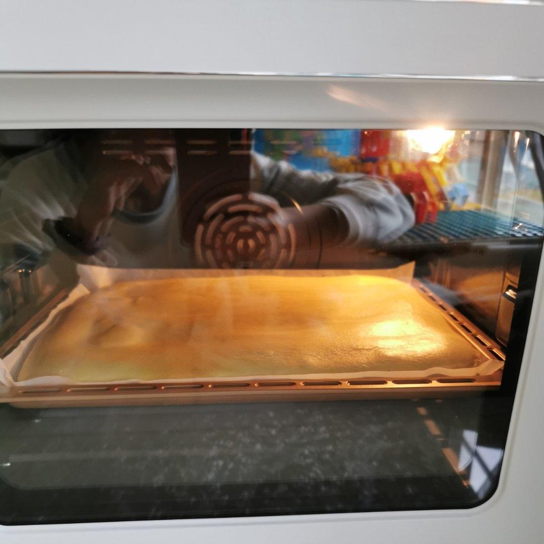 蛋糕卷这样做‼️不掉皮不开裂（小视频食谱）