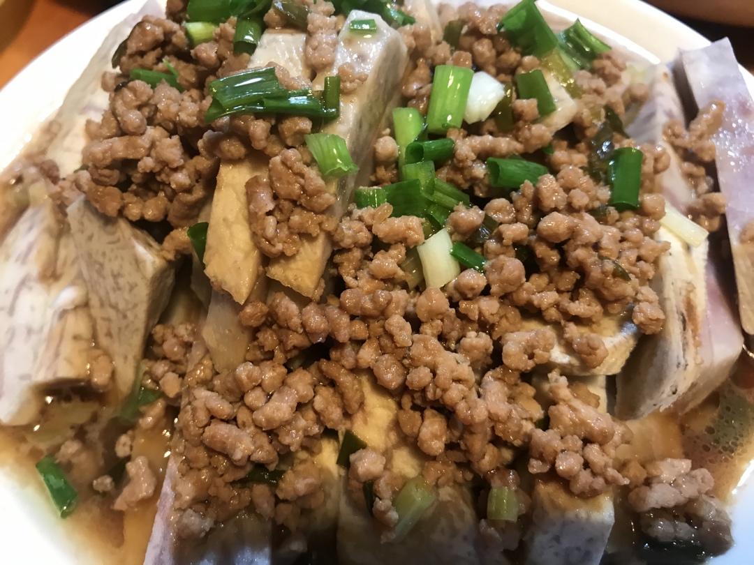 自从学会芋头这么做，孩子和我抢着吃，10分钟出锅，上桌连汤不剩