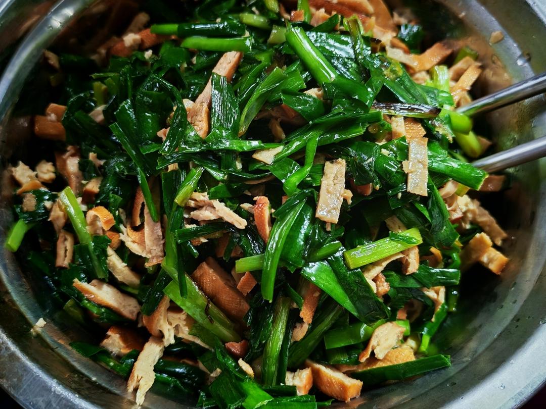 厨师长教你：“韭菜炒香干”的做法，开胃下饭，家常快手菜