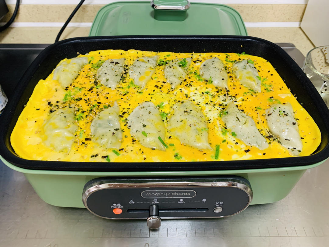 mandyzhu做的摩飞多功能锅菜谱系列之煎饺抱蛋