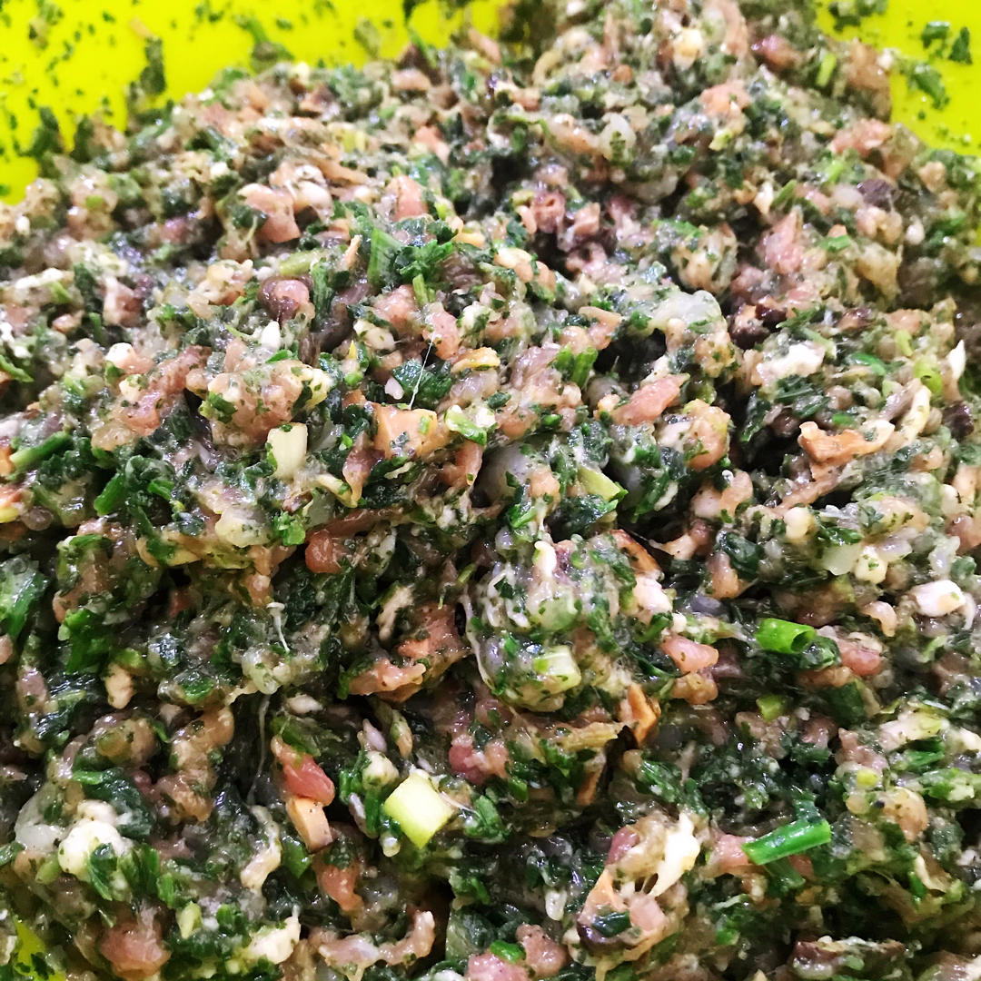 余味无穷之荠菜虾仁大馄饨