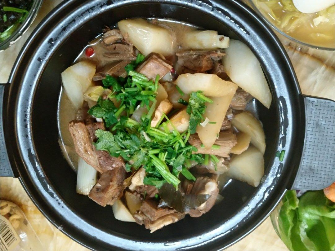 砂锅羊肉煲