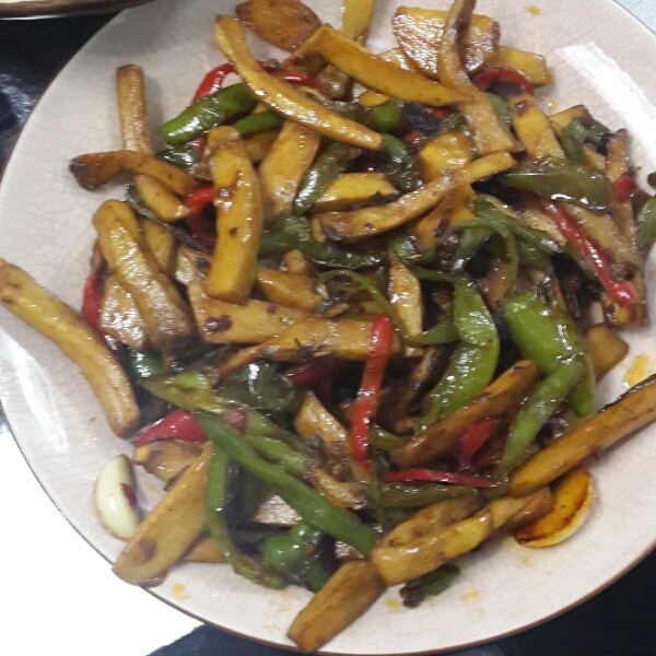青椒素炒杏鲍菇