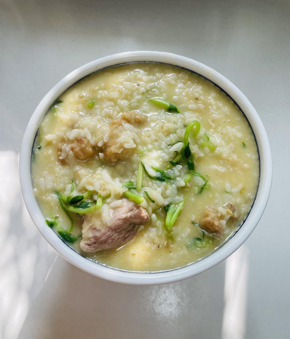 不可断粮做的老成都酥肉豆汤饭