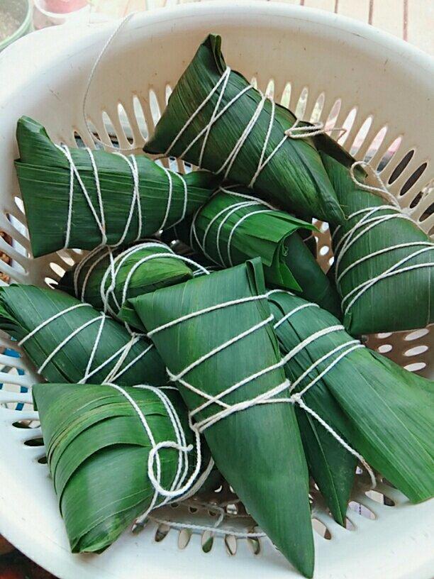 苗苗mami做的五角粽子的包法塔粽