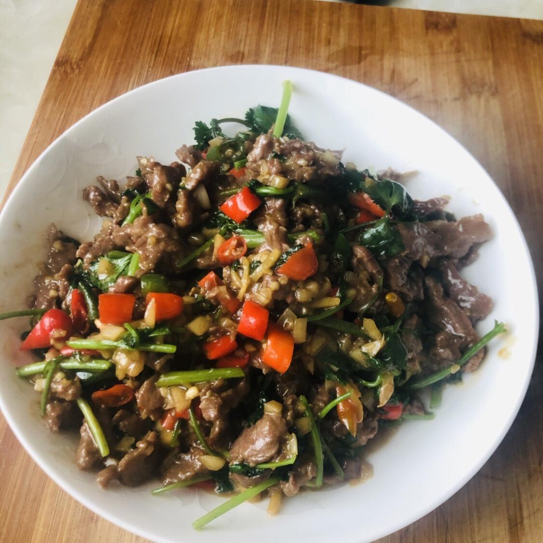 香菜牛肉