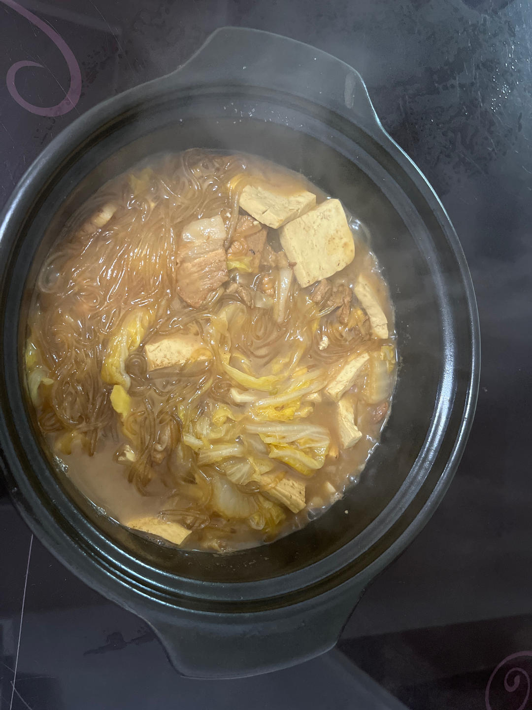 五花肉豆腐炖白菜