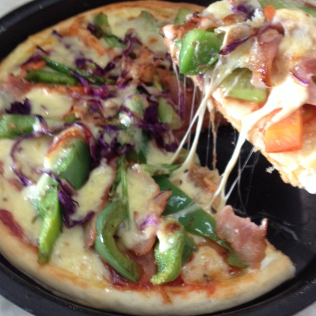 【鲜虾仁培根披萨】