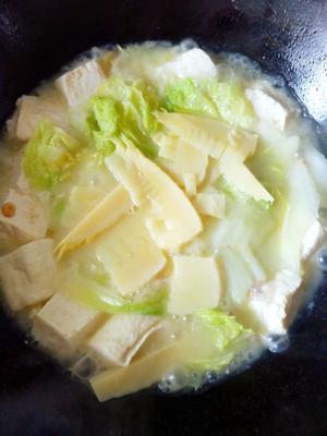 开洋豆腐炖白菜的做法 步骤12
