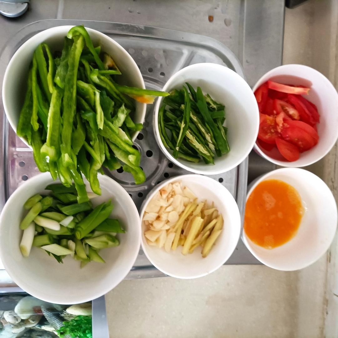 【跟我做不会错】简单又好喝的西红柿鸡蛋汤，家常又营养哦