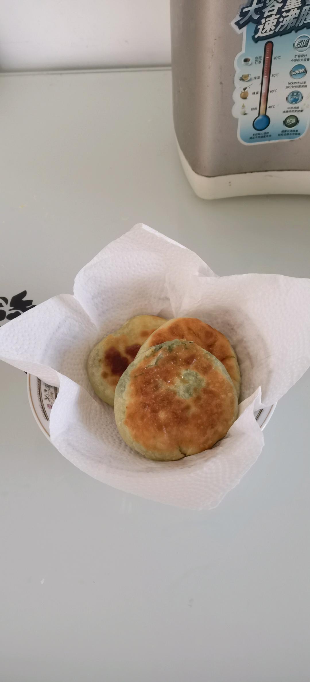 皮薄如纸的韭菜馅饼|免揉面法