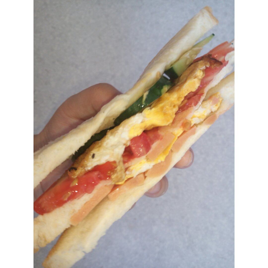 火腿芝士蛋三文治