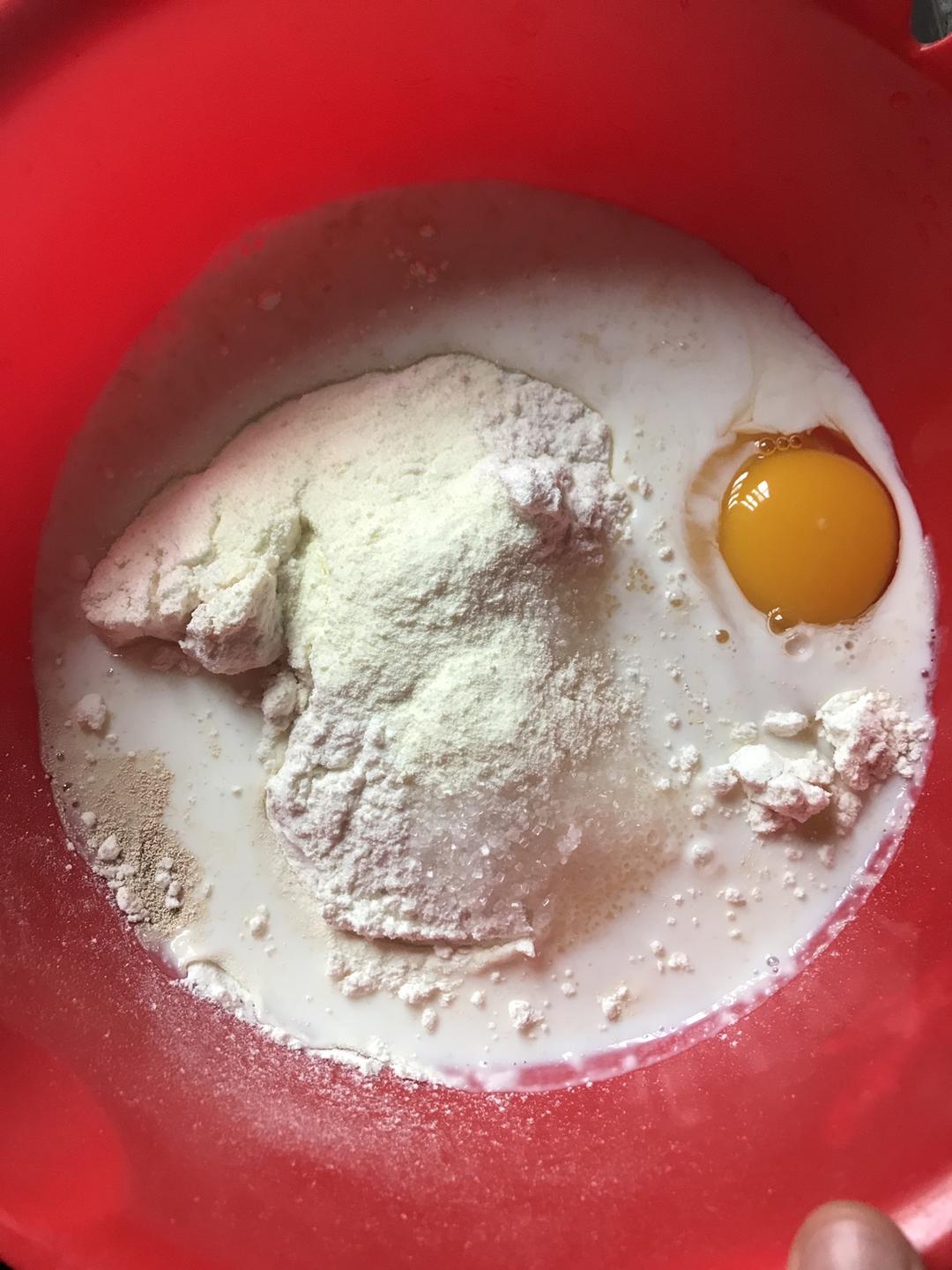 纯奶手撕吐司的做法 步骤1