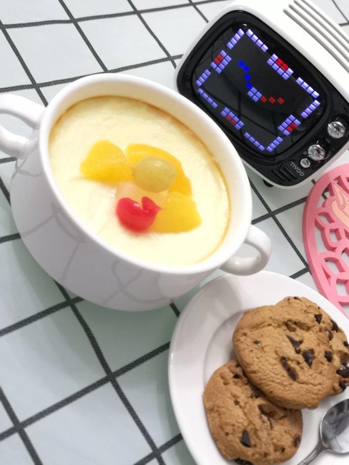 【双皮奶】还有厚奶皮的单皮奶、蜜红豆、蛋黄小饼干、它们都整整齐齐的