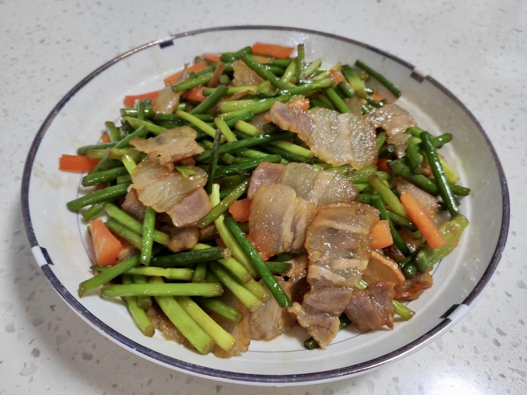 蒜苔炒腊肉