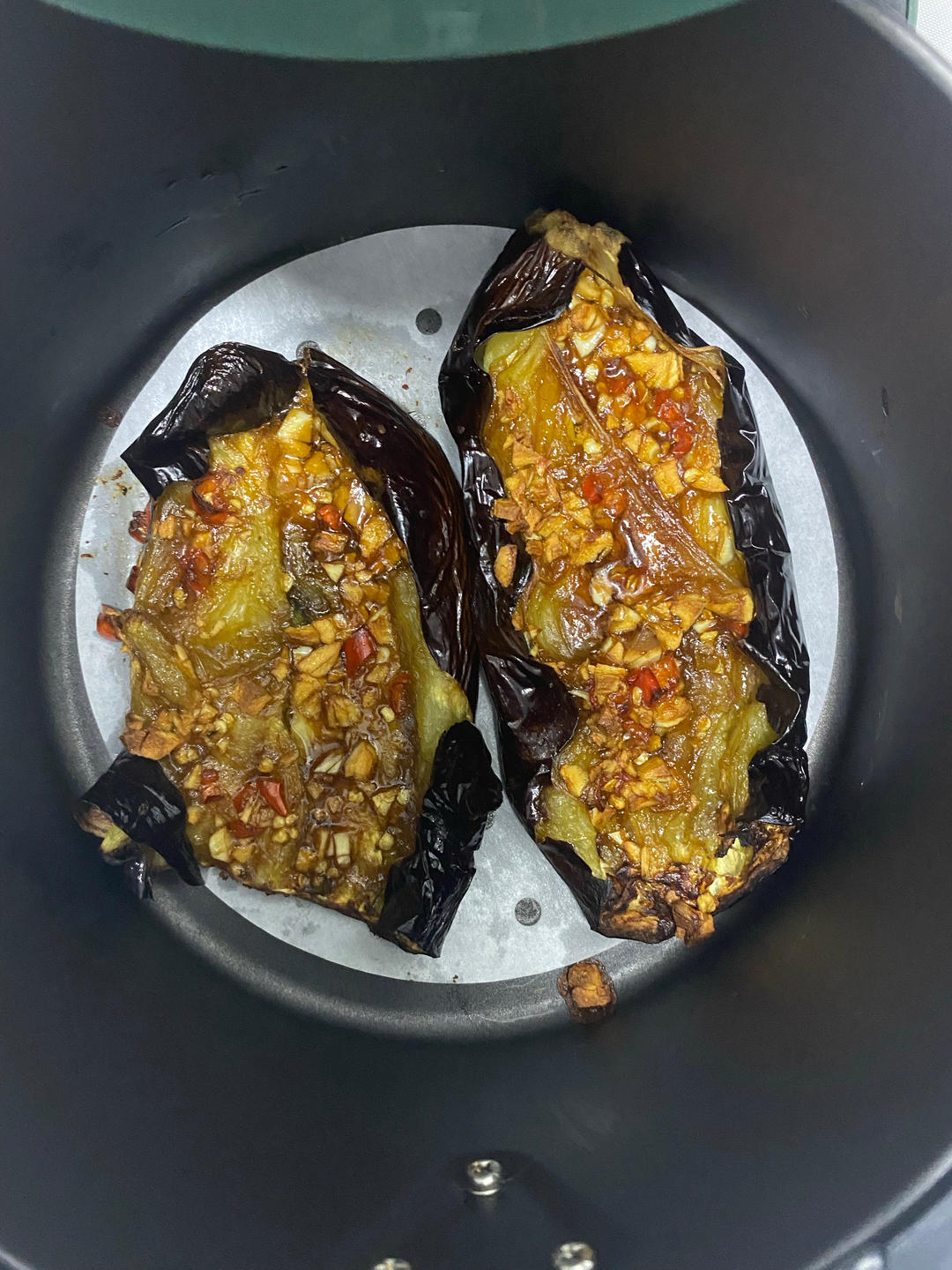 空气炸锅超简单的爆香蒜蓉烤茄子