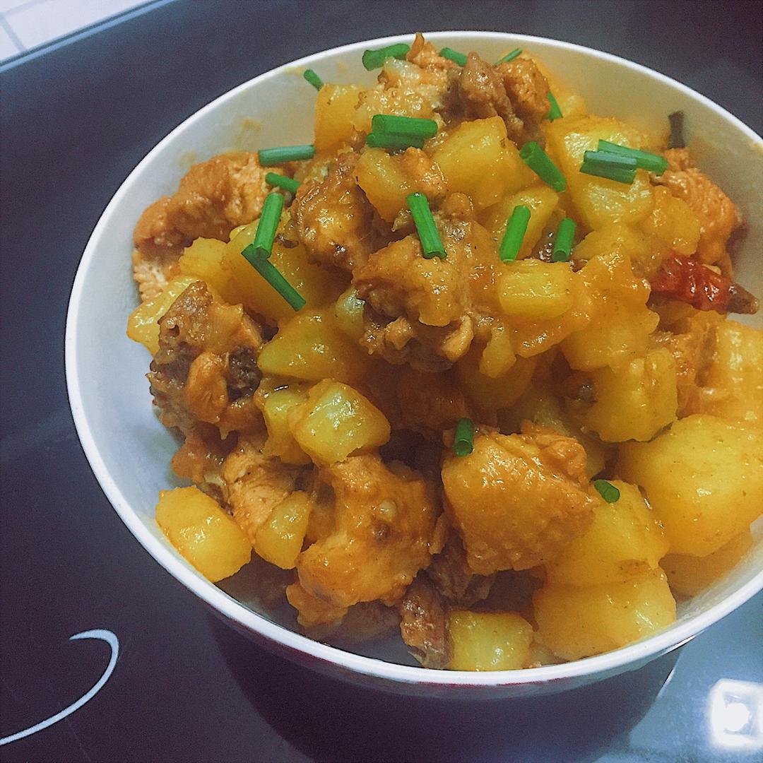 土豆炖鸡块