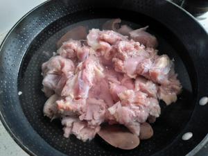 温暖冬日之红焖兔肉锅的做法 步骤1