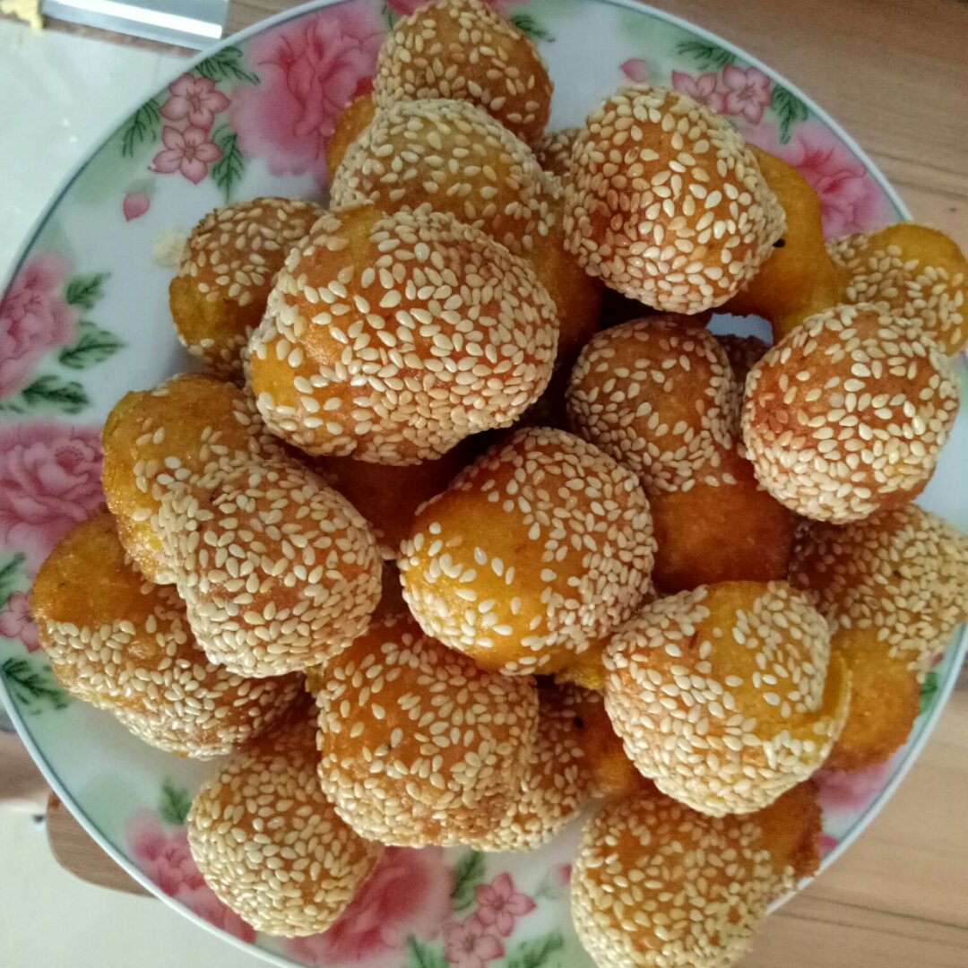 黄金球之一（南瓜芝麻球）