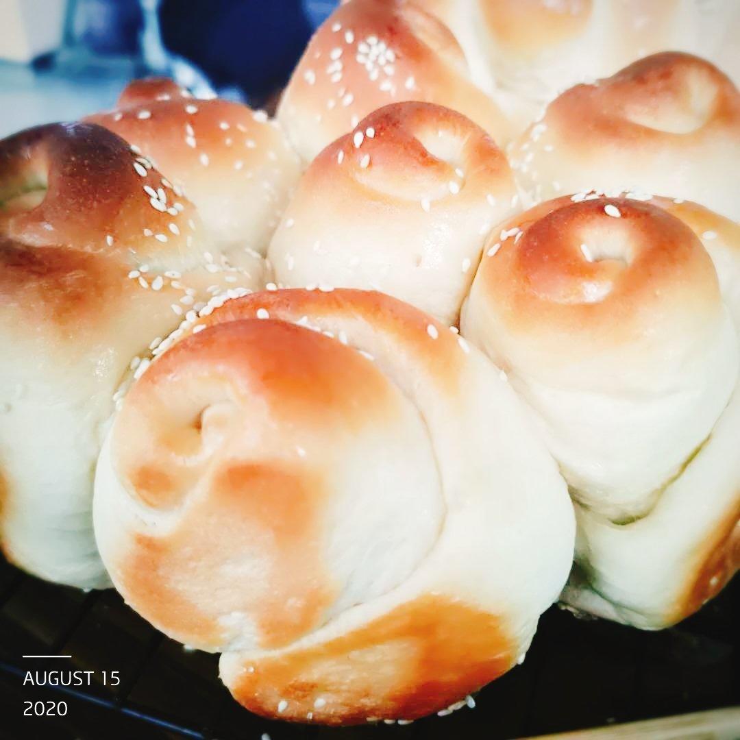 脆底蜂蜜小面包