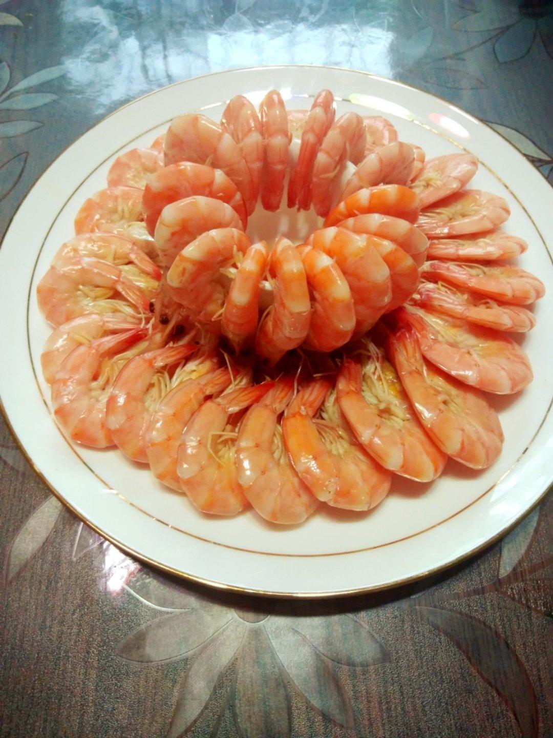 白灼虾的简单做法【分享美丽壮观的摆盘】