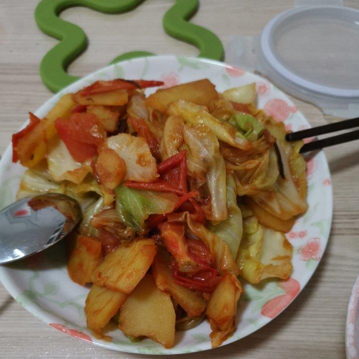 大头菜炒土豆片炒西红柿