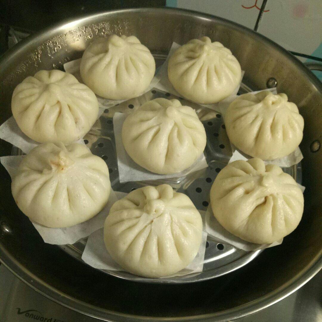 酱肉包子