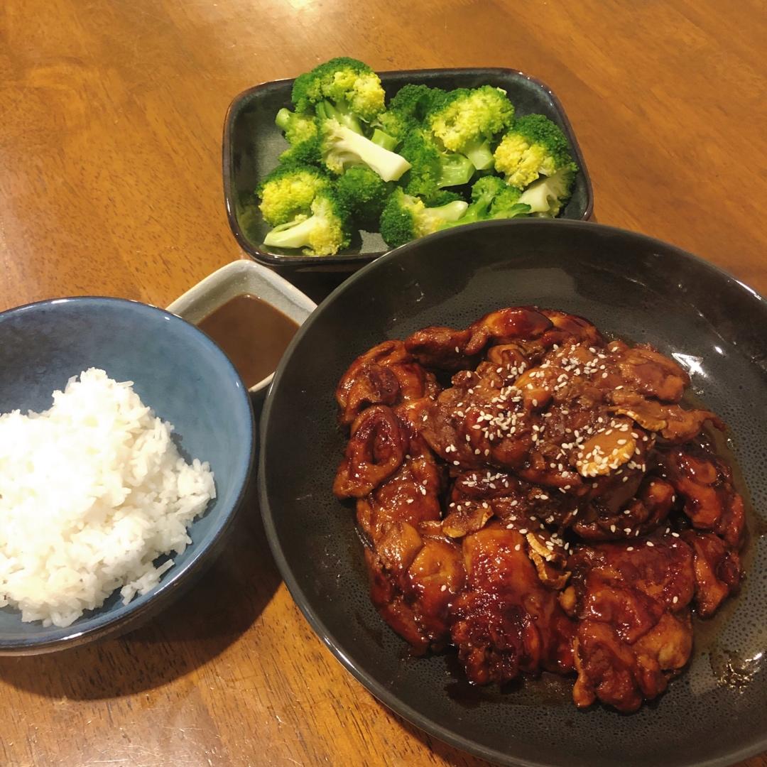 照烧鸡腿饭