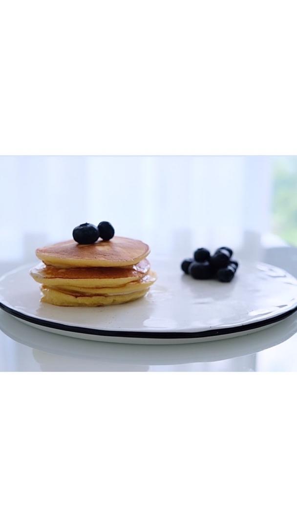 duangduang的酸奶舒芙蕾松饼