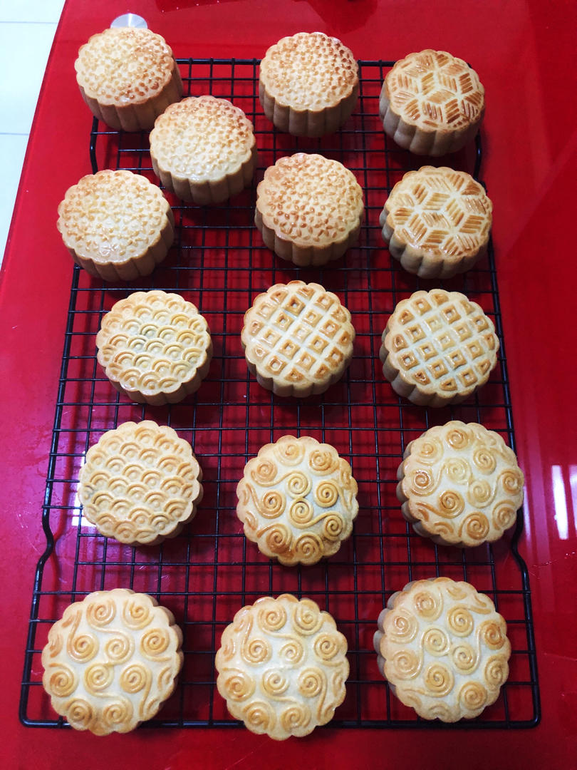 广式豆沙月饼（75克、50克、各种规格都有）