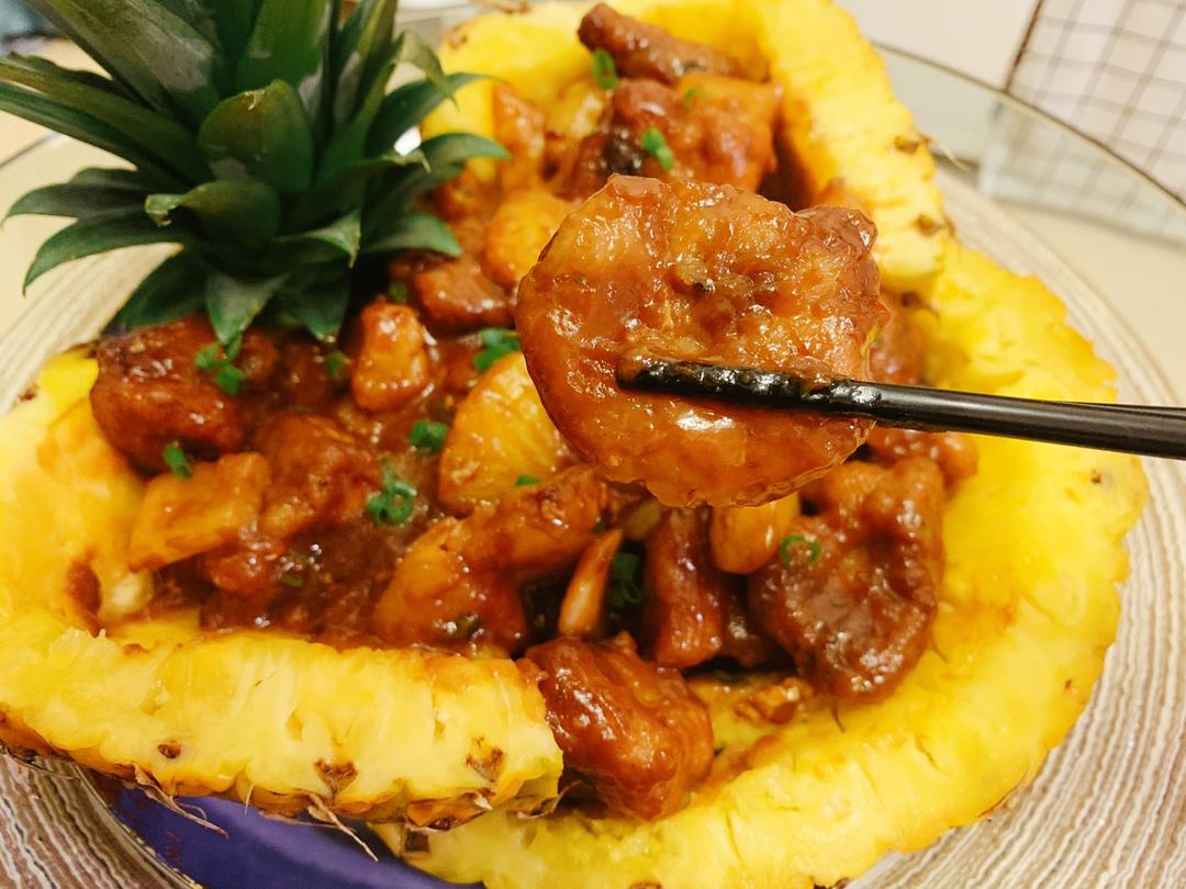 心形的菠萝见过没？～巨型宴客美菜～酸甜菠萝排骨来一个😍