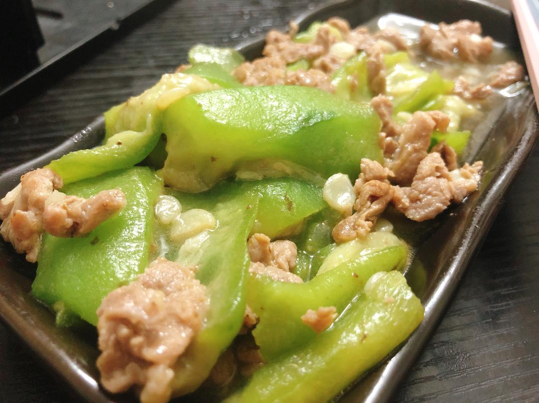 好吃的丝瓜炒肉