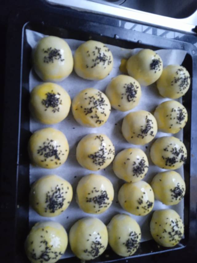 超简单 免揉 酥掉渣的蛋黄酥(超详细附全程视频)不破酥『万能酥皮』