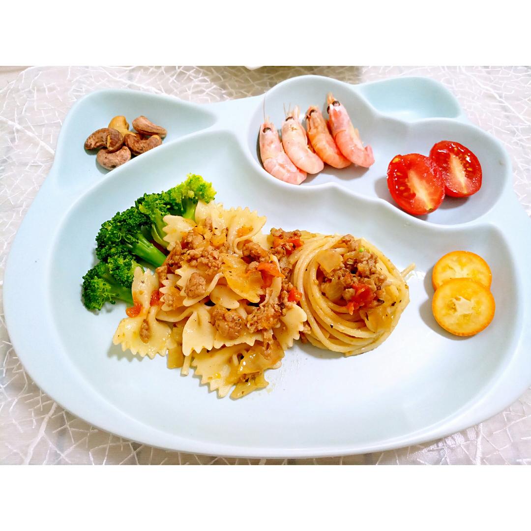 番茄肉酱意大利面
