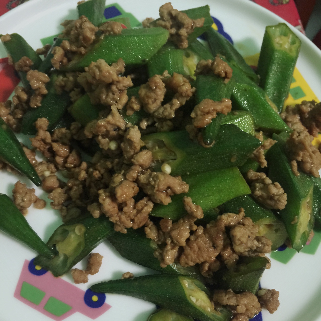 五花肉炒秋葵