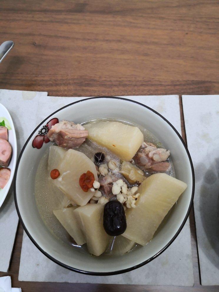 萝卜排骨汤