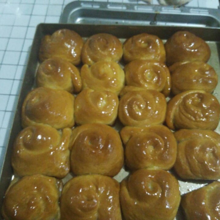 脆底蜂蜜小面包