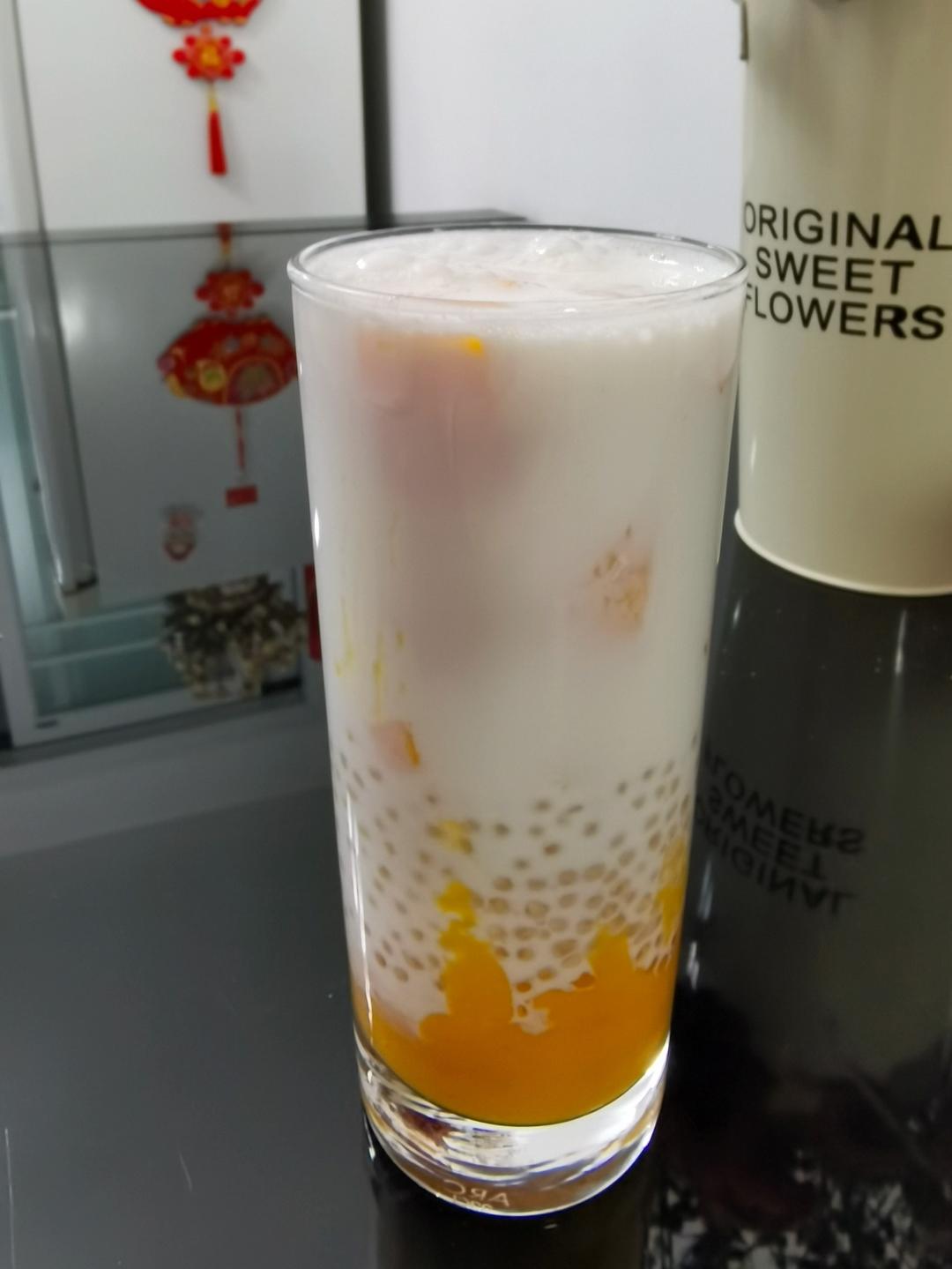 港式甜品——杨枝甘露(芒果西米露)附芒果花切法