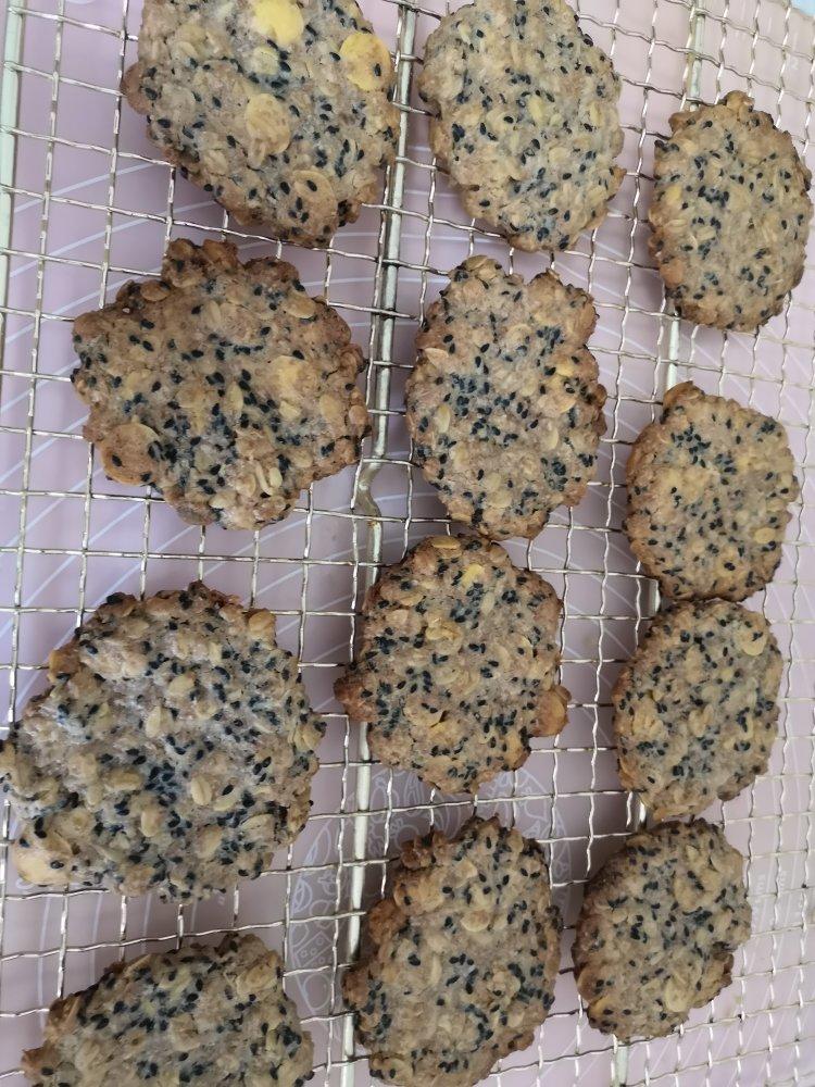 素食:有机燕麦芝麻大饼干