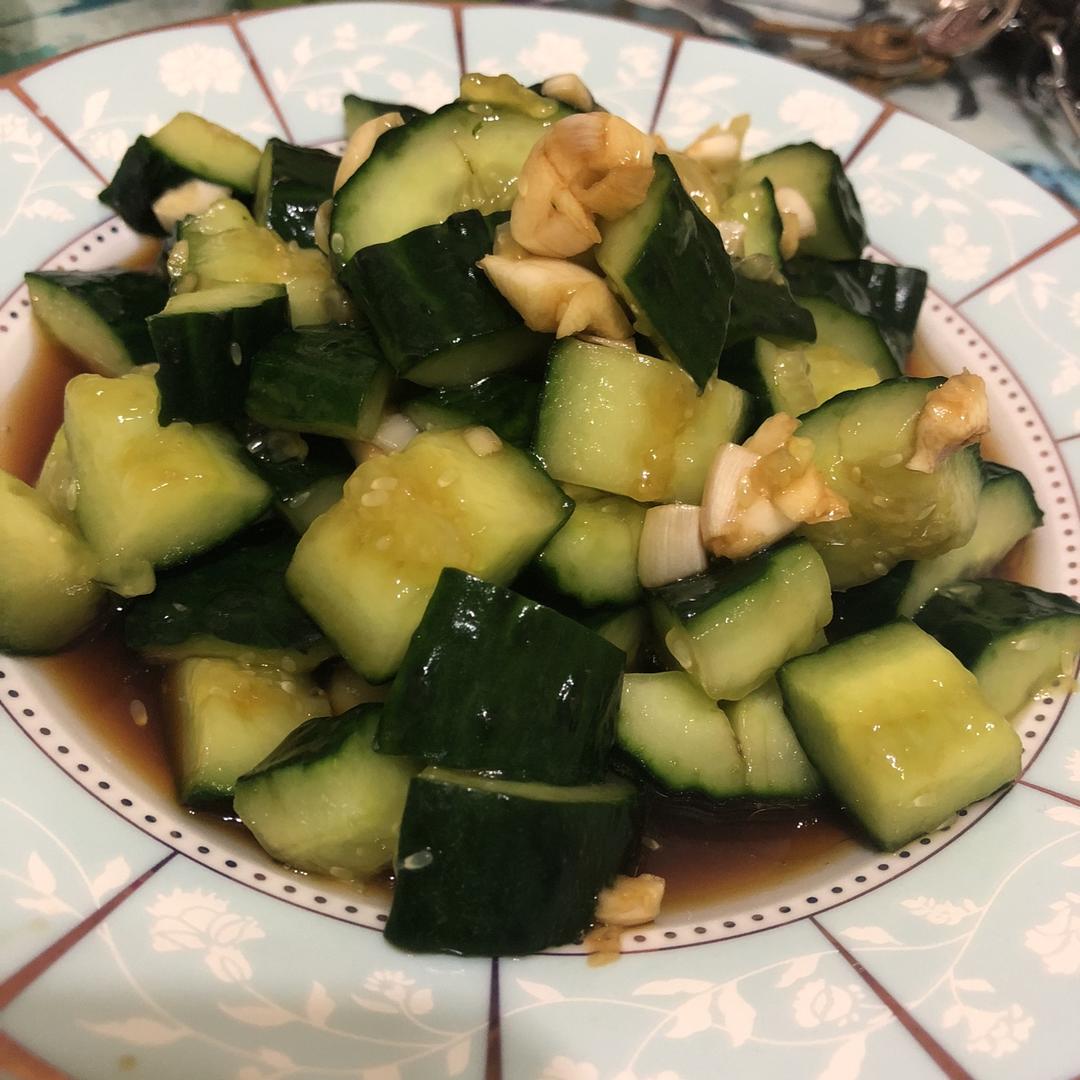 凉拌青瓜