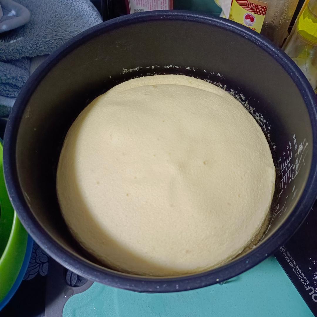 简单的电饭锅蛋糕(不用秤版)