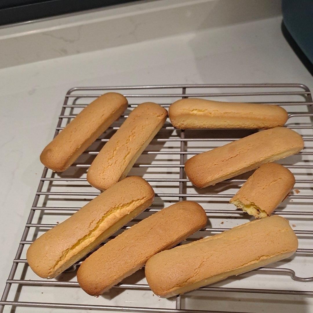 提拉米苏必备～手指饼干（附提拉米苏制作方法）