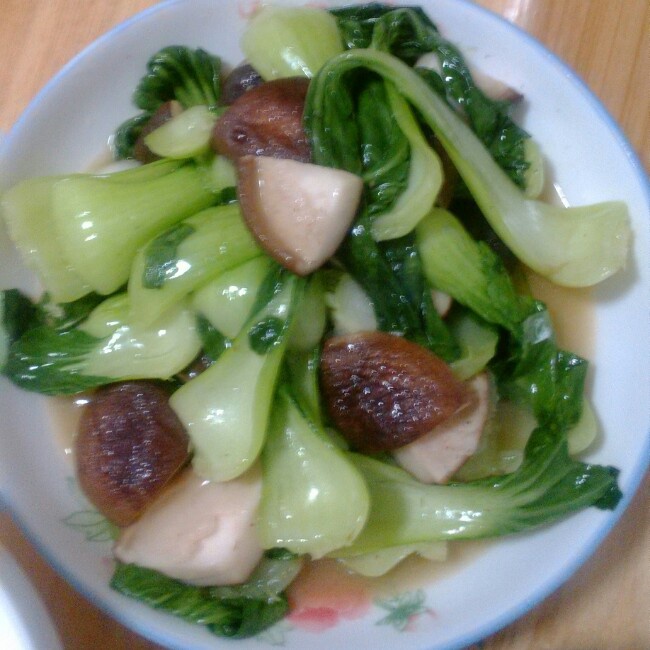 香菇小白菜