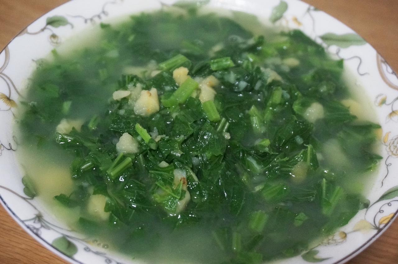 青菜洋芋泥汤的做法