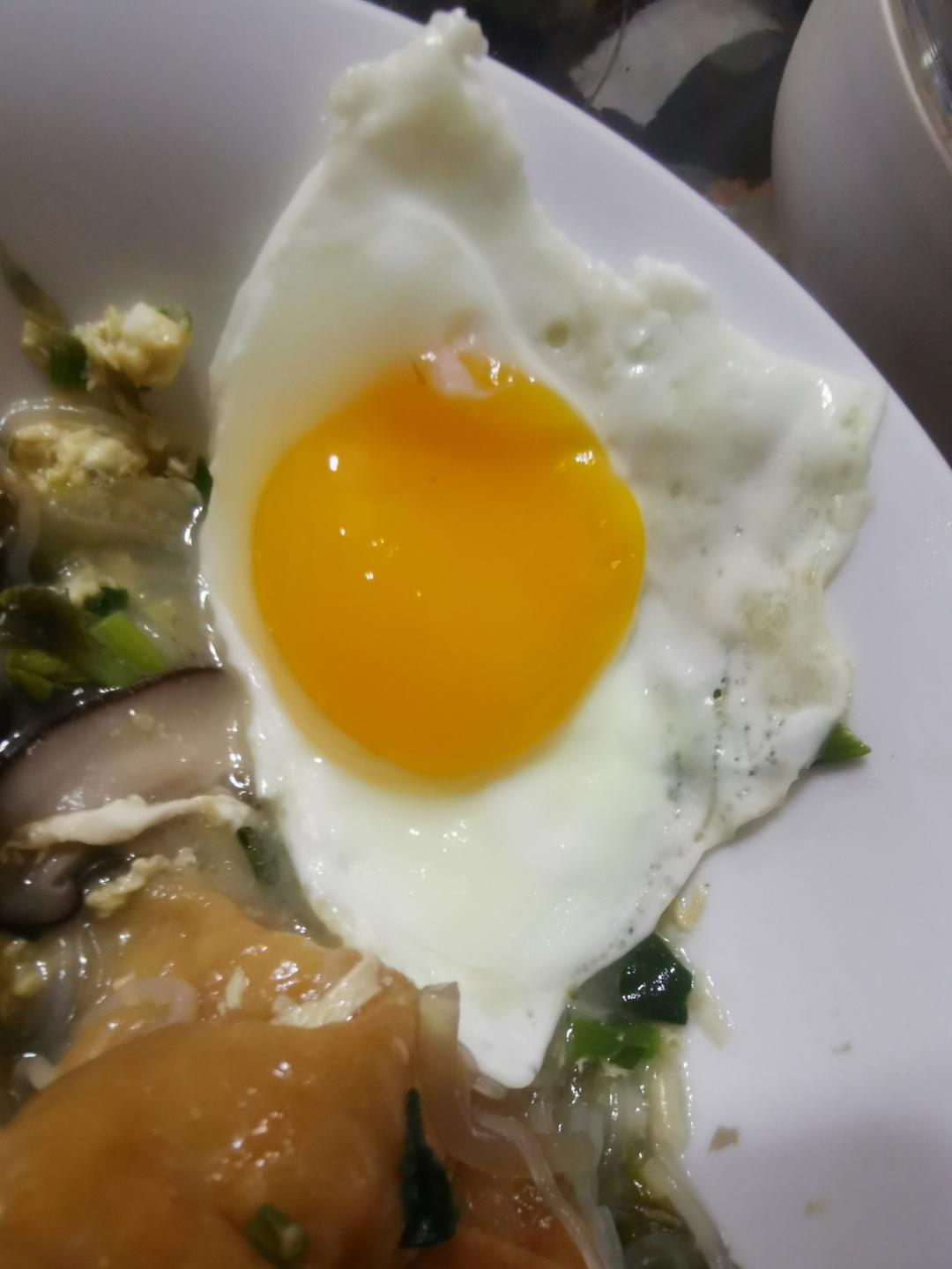 溏心煎蛋