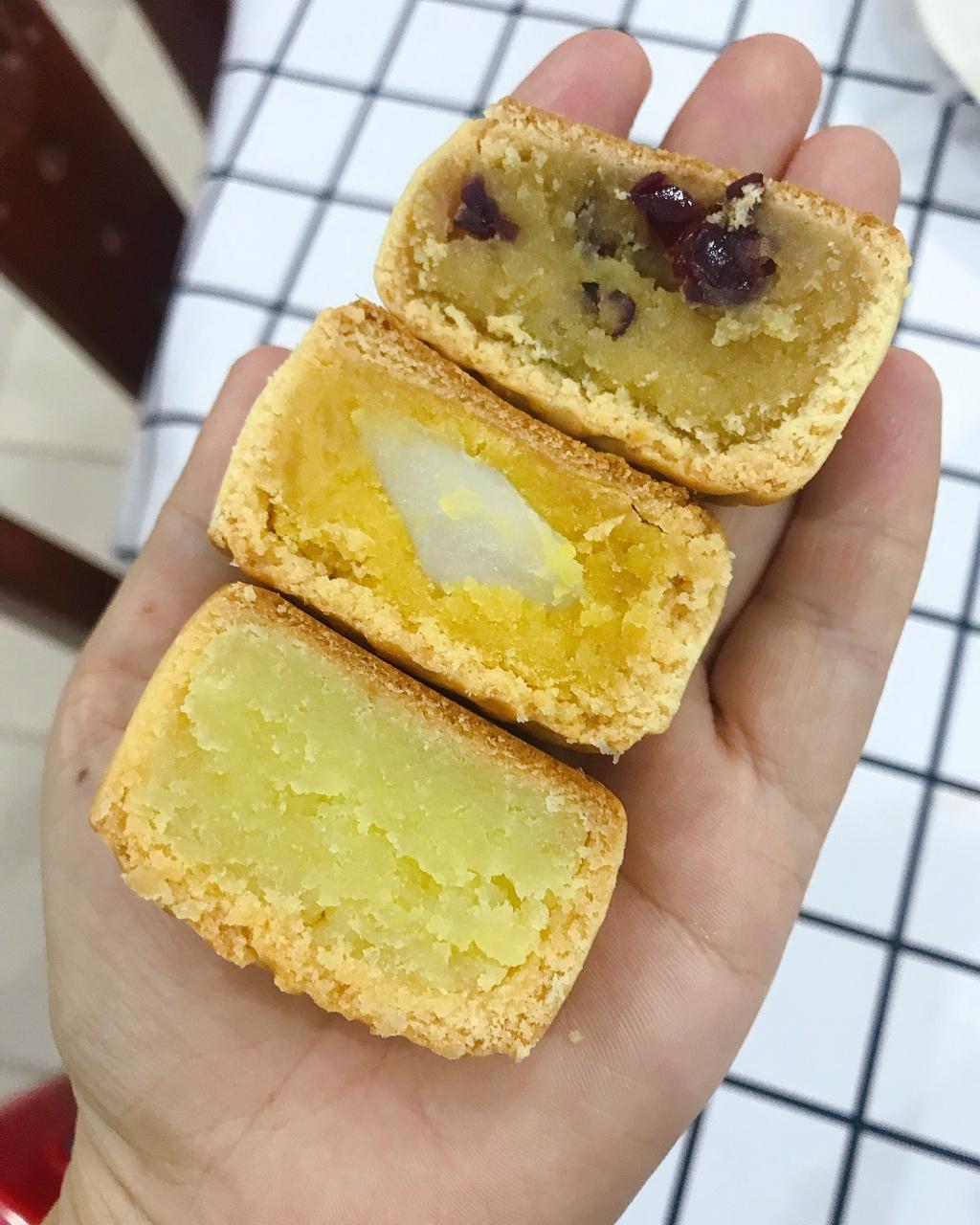 广式豆沙月饼（75克、50克、各种规格都有）